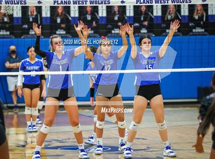 Thumbnail 2 in Lewisville @ Plano West photogallery.