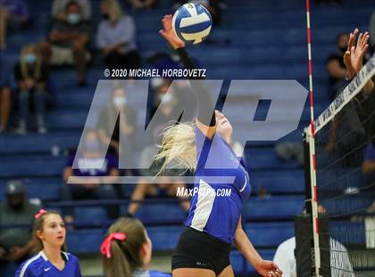Thumbnail 2 in Lewisville @ Plano West photogallery.