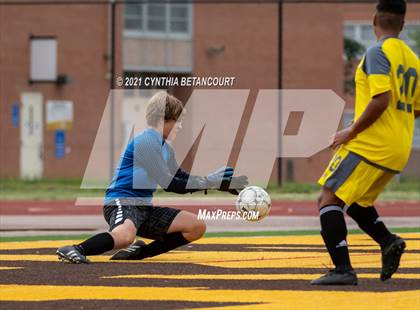 Thumbnail 3 in Thomas Jefferson vs Mullen photogallery.