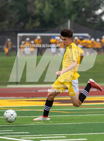 Thumbnail 3 in Thomas Jefferson vs Mullen photogallery.