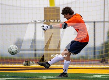 Thumbnail 2 in Thomas Jefferson vs Mullen photogallery.