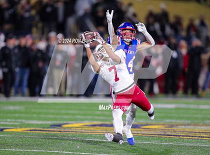 Thumbnail 3 in Bixby vs Owasso (OSSAA 6A-1 Final) photogallery.