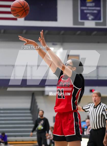 Thumbnail 2 in Indianapolis Crispus Attucks vs. Bolingbrook (Sneakers for Santa Shootout) photogallery.