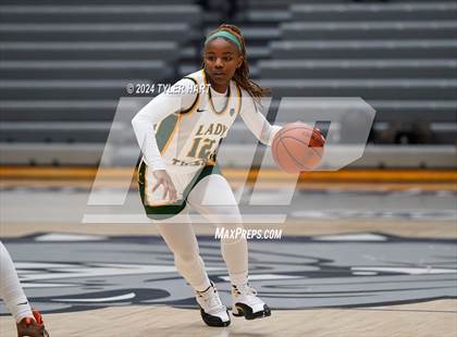 Thumbnail 1 in Indianapolis Crispus Attucks vs. Bolingbrook (Sneakers for Santa Shootout) photogallery.