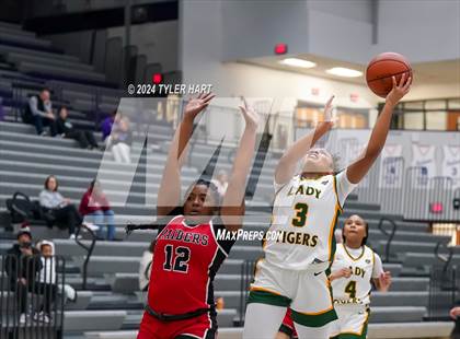 Thumbnail 3 in Indianapolis Crispus Attucks vs. Bolingbrook (Sneakers for Santa Shootout) photogallery.