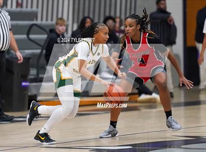 Thumbnail 3 in Indianapolis Crispus Attucks vs. Bolingbrook (Sneakers for Santa Shootout) photogallery.
