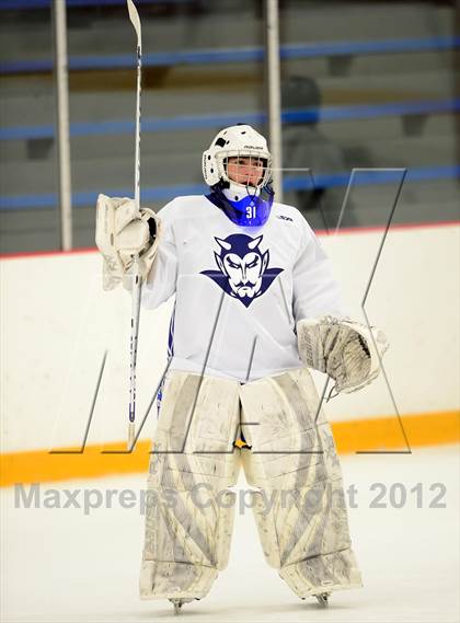 Thumbnail 3 in Cheshire vs. West Haven photogallery.