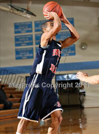 Thumbnail 3 in South-Doyle vs Anderson County (Kroger Thanksgiving Classic) photogallery.