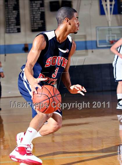 Thumbnail 3 in South-Doyle vs Anderson County (Kroger Thanksgiving Classic) photogallery.