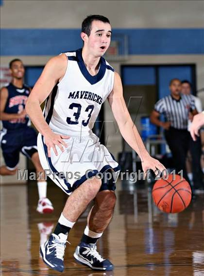 Thumbnail 1 in South-Doyle vs Anderson County (Kroger Thanksgiving Classic) photogallery.