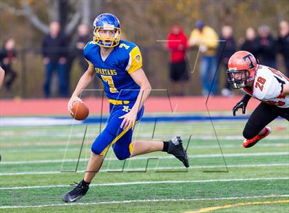 Thumbnail 2 in Union-Endicott @ Maine-Endwell photogallery.