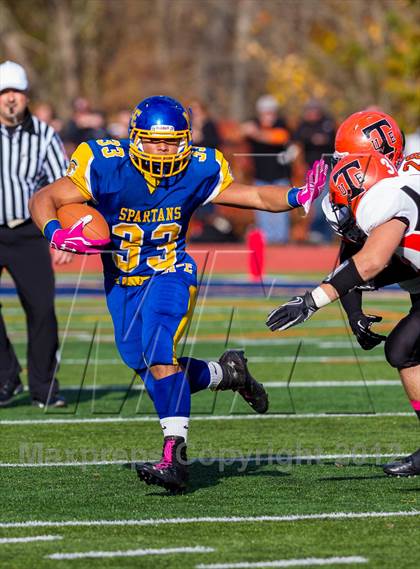 Thumbnail 3 in Union-Endicott @ Maine-Endwell photogallery.