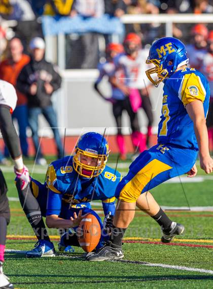 Thumbnail 3 in Union-Endicott @ Maine-Endwell photogallery.