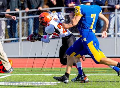 Thumbnail 3 in Union-Endicott @ Maine-Endwell photogallery.