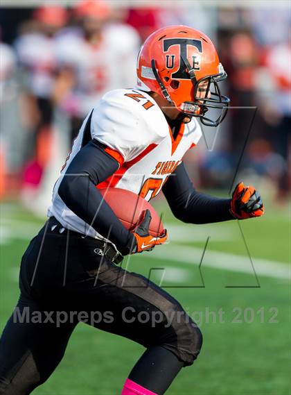 Thumbnail 3 in Union-Endicott @ Maine-Endwell photogallery.