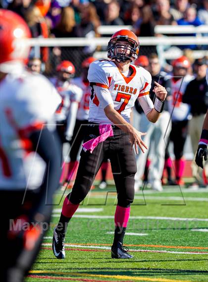 Thumbnail 2 in Union-Endicott @ Maine-Endwell photogallery.