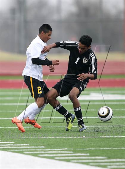 Thumbnail 2 in Crandall vs Cleburne (Ennis 287 Tournament) photogallery.