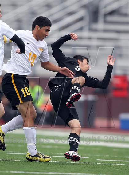 Thumbnail 2 in Crandall vs Cleburne (Ennis 287 Tournament) photogallery.