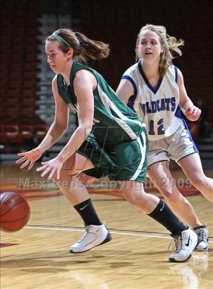 Thumbnail 1 in Coventry vs. Old Lyme (CIAC Class S Final) photogallery.