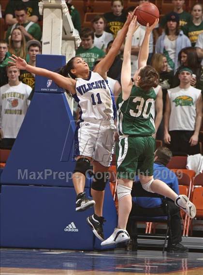 Thumbnail 2 in Coventry vs. Old Lyme (CIAC Class S Final) photogallery.