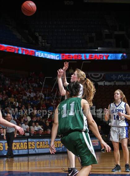 Thumbnail 2 in Coventry vs. Old Lyme (CIAC Class S Final) photogallery.