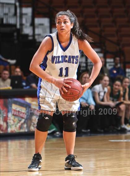 Thumbnail 2 in Coventry vs. Old Lyme (CIAC Class S Final) photogallery.