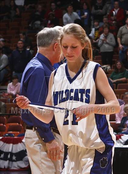 Thumbnail 1 in Coventry vs. Old Lyme (CIAC Class S Final) photogallery.