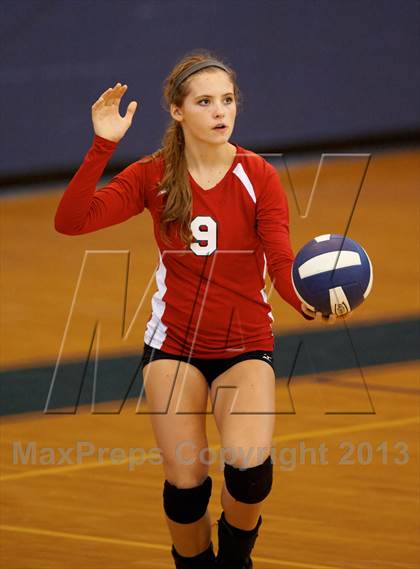 Thumbnail 3 in Allatoona vs. Hillgrove (Tri-Match) photogallery.