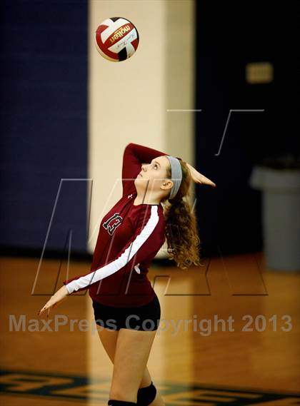 Thumbnail 3 in Allatoona vs. Hillgrove (Tri-Match) photogallery.