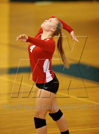 Thumbnail 3 in Allatoona vs. Hillgrove (Tri-Match) photogallery.
