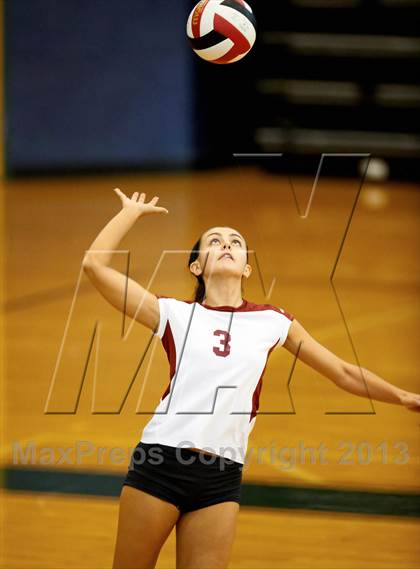 Thumbnail 3 in Allatoona vs. Hillgrove (Tri-Match) photogallery.