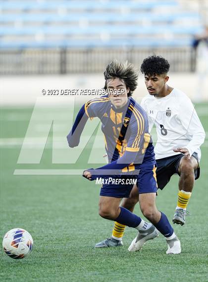 Thumbnail 2 in Battle Mountain vs Northfield (CHSAA 4A Final) photogallery.