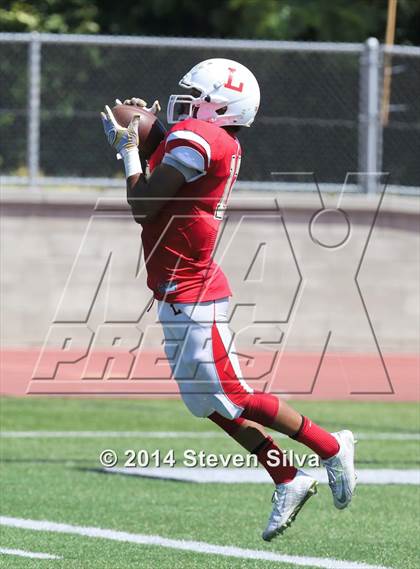 Thumbnail 3 in Centennial vs. Orange Lutheran (2014 Honor Bowl - SoCal) photogallery.
