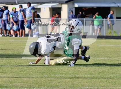 Thumbnail 3 in Kinston vs Havelock photogallery.