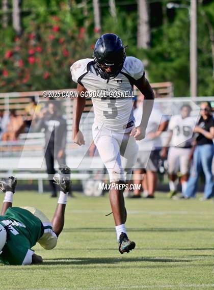 Thumbnail 2 in Kinston vs Havelock photogallery.
