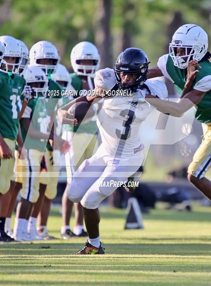 Thumbnail 2 in Kinston vs Havelock photogallery.