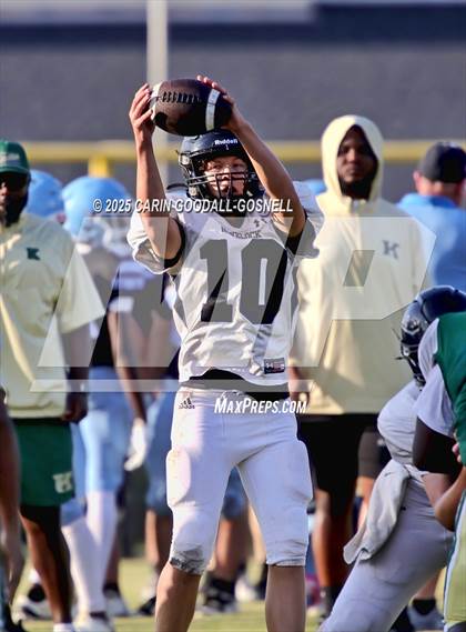 Thumbnail 2 in Kinston vs Havelock photogallery.