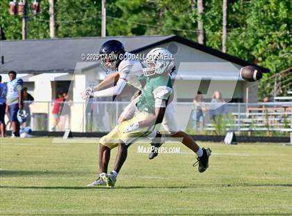 Thumbnail 1 in Kinston vs Havelock photogallery.