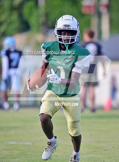 Thumbnail 2 in Kinston vs Havelock photogallery.