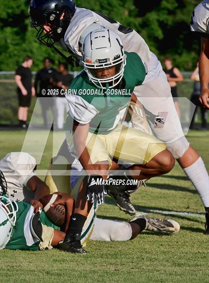 Thumbnail 2 in Kinston vs Havelock photogallery.