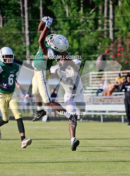 Thumbnail 3 in Kinston vs Havelock photogallery.