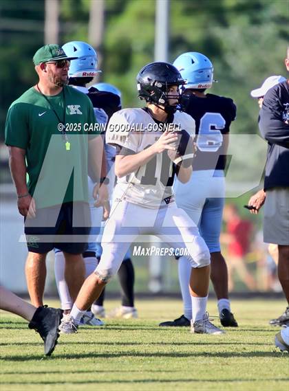 Thumbnail 2 in Kinston vs Havelock photogallery.
