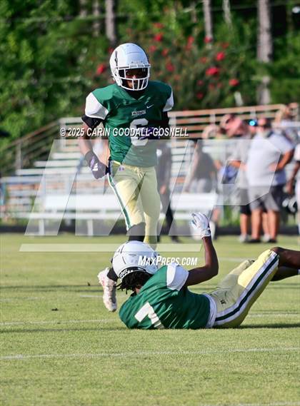 Thumbnail 3 in Kinston vs Havelock photogallery.