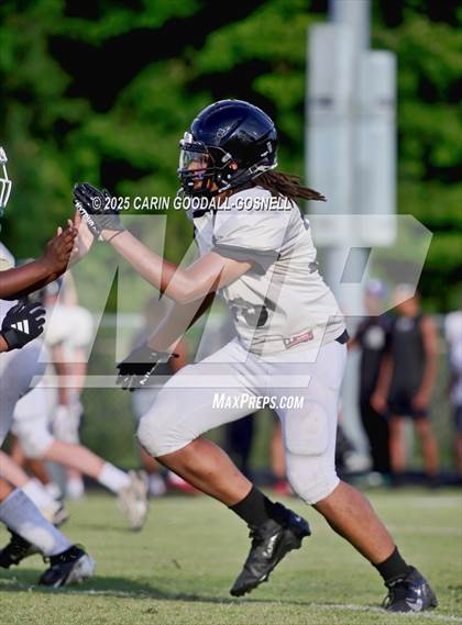 Thumbnail 2 in Kinston vs Havelock photogallery.