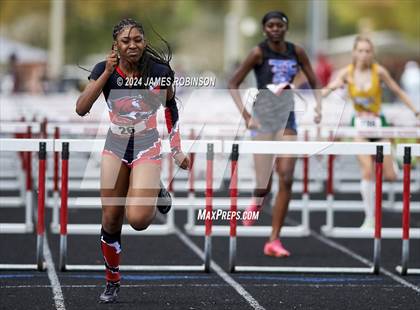 Thumbnail 2 in Lewis James Invitational (100 Meter Hurdles) photogallery.