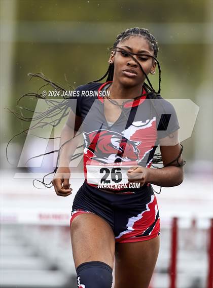 Thumbnail 1 in Lewis James Invitational (100 Meter Hurdles) photogallery.