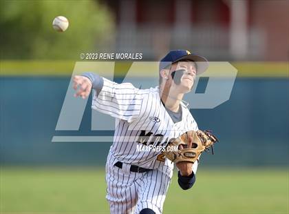 Thumbnail 2 in Marshall vs Alhambra photogallery.