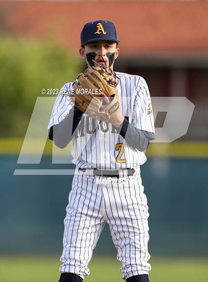 Thumbnail 3 in Marshall vs Alhambra photogallery.