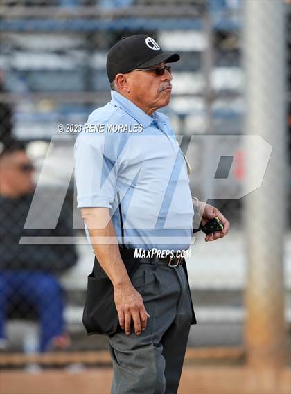 Thumbnail 3 in Marshall vs Alhambra photogallery.