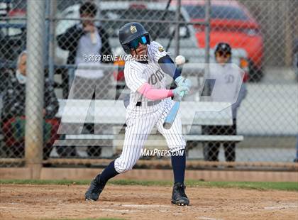 Thumbnail 1 in Marshall vs Alhambra photogallery.